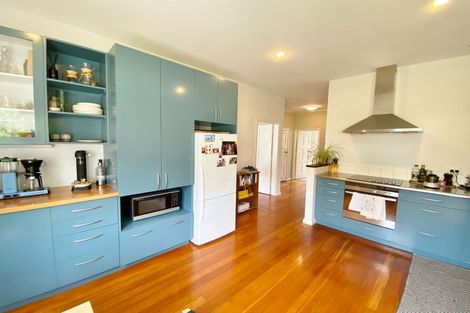 Photo of property in 25 Stoke Street, Sumner, Christchurch, 8081