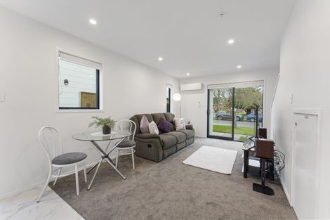 Photo of property in 2/324 Oxford Terrace, Avalon, Lower Hutt, 5011