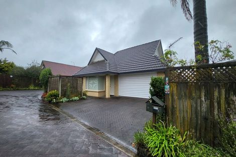 Photo of property in 2/12 Nakhle Place, Manurewa, Auckland, 2105