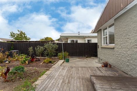 Photo of property in 28 Barnes Road, Redwood, Christchurch, 8051