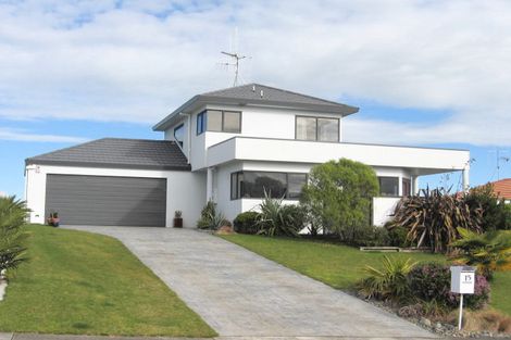 Photo of property in 15 Ben Lomond Place, Nawton, Hamilton, 3200