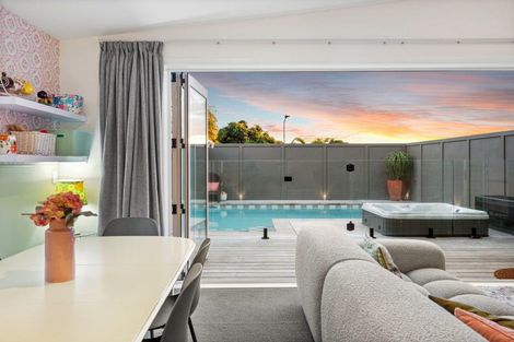 Photo of property in 1a Valley Road, Mount Maunganui, 3116