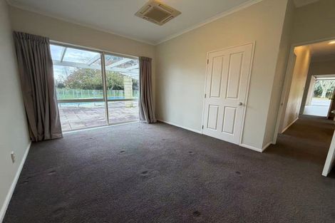 Photo of property in 1242 Great South Road, Runciman, Drury, 2578
