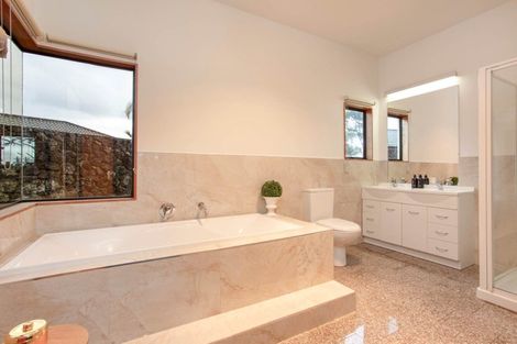 Photo of property in 1214 East Coast Road, Redvale, Albany, 0794