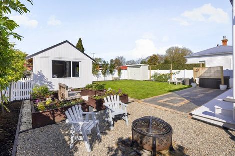 Photo of property in 114 Victoria Street, Cambridge, 3434