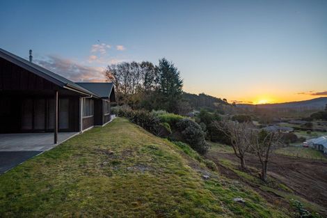 Photo of property in 11 Dalmore Way, Acacia Bay, Taupo, 3385