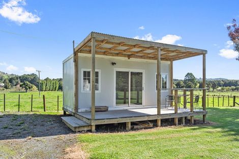 Photo of property in 238 Tauraroa Road, Maungakaramea, Whangarei, 0178