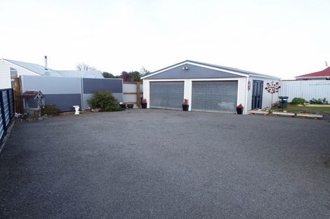 Photo of property in 25 Barton Street, Marton, 4710