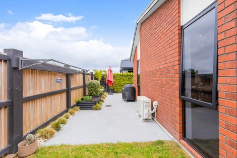 Photo of property in 17 Te Paea Crescent, Papamoa Beach, Papamoa, 3118