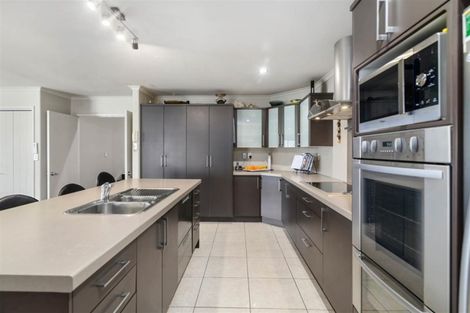 Photo of property in 16 Devoy Drive, Owhata, Rotorua, 3010