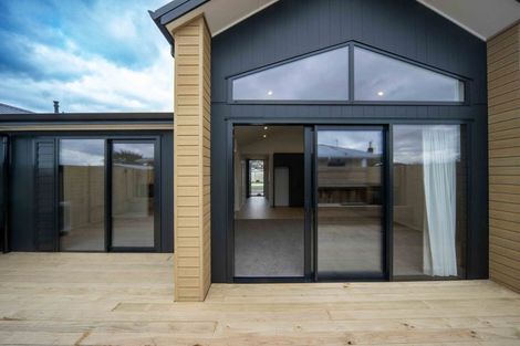 Photo of property in 4 Bremworth Avenue, Dinsdale, Hamilton, 3204