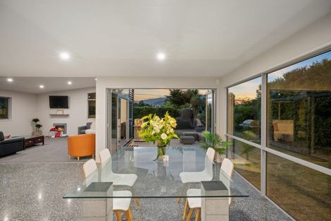 Photo of property in 3 Rere Road, Lake Hayes, Queenstown, 9304