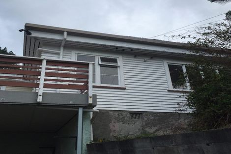 Photo of property in 136 Wyndham Road, Pinehaven, Upper Hutt, 5019