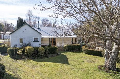 Photo of property in 4 Harewood Road, Oxford, 7430