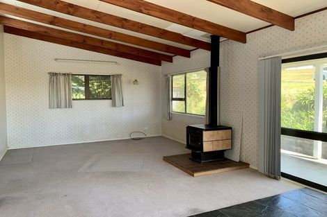 Photo of property in 86 Howard Road, Orere Point, Papakura, 2585