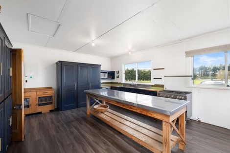 Photo of property in 40 Te Muna Road, Martinborough, 5784