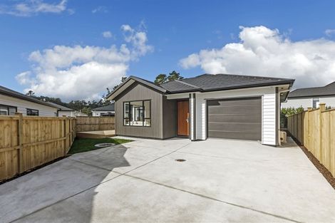 Photo of property in 23 Vinistra Road, Kumeu, 0810