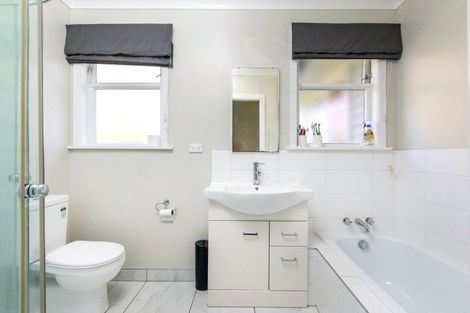 Photo of property in 14 Gill Crescent, Redwoodtown, Blenheim, 7201