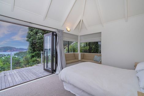 Photo of property in 5 Florence Place, Hahei, Whitianga, 3591