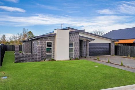 Photo of property in 11 Lewis Close, Rangiora, 7400