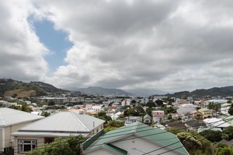 Photo of property in 16 Glendavar Street, Berhampore, Wellington, 6023