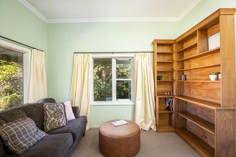 Photo of property in 46 Takiroa Street, Urenui, 4375