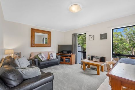 Photo of property in 11c Hyland Place, Waiuku, 2681