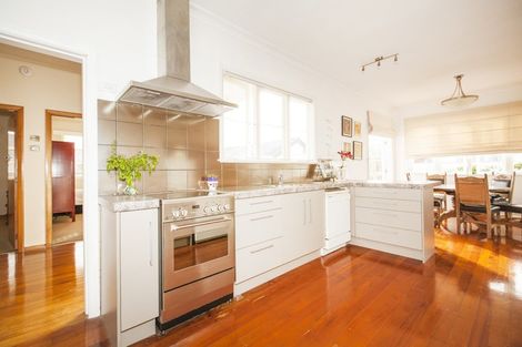 Photo of property in 255 Fox Street, Hamilton East, Hamilton, 3216