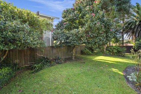 Photo of property in 5 Johnston Place, Welcome Bay, Tauranga, 3112