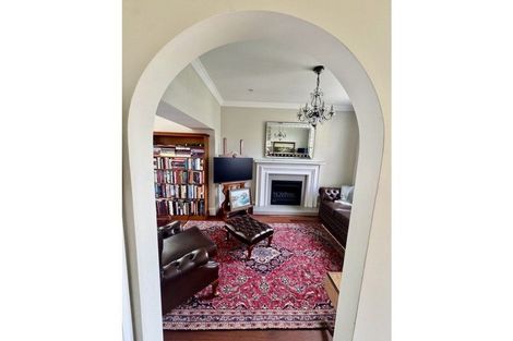 Photo of property in 240 Tinakori Road, Thorndon, Wellington, 6011