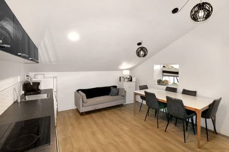 Photo of property in Courtenay Mews Apartments, 13/14 Alpha Street, Te Aro, Wellington, 6011