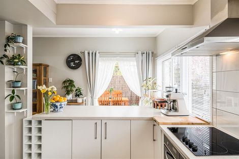 Photo of property in 1/9 Hazards Road, Weymouth, Auckland, 2103