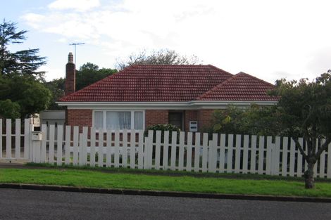 Photo of property in 12 Fitzroy Street, Papatoetoe, Auckland, 2104