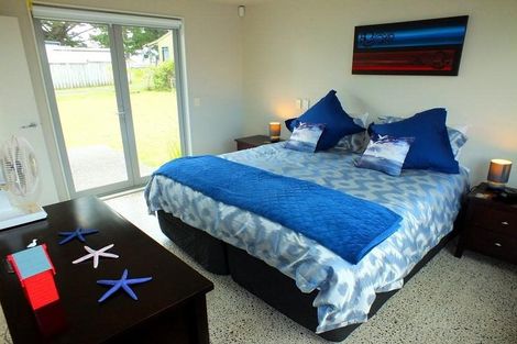 Photo of property in 113 Titoki Place, Matarangi, Whitianga, 3592