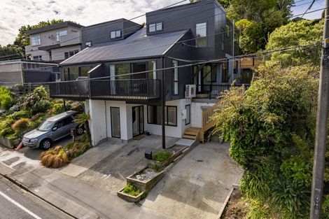 Photo of property in 21b Cockayne Road, Khandallah, Wellington, 6035