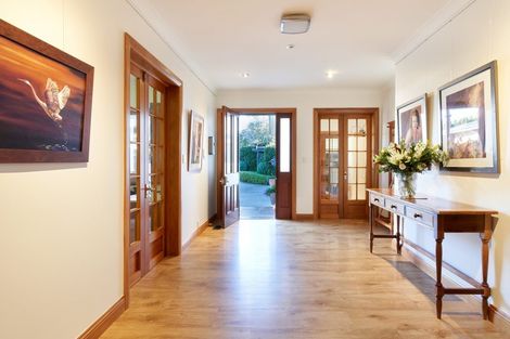 Photo of property in 26a Cameron Road, Bluff Hill, Napier, 4110