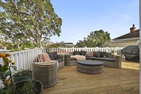 Photo of property in 4 Dartmoor Avenue, Westown, New Plymouth, 4310