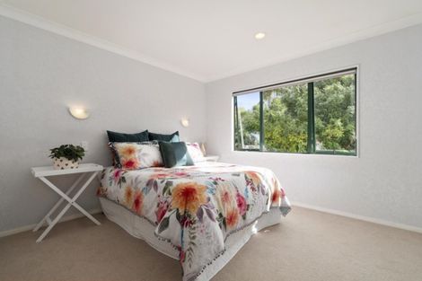 Photo of property in 30 Millstream Drive, Henderson, Auckland, 0610
