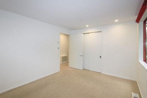 Photo of property in 8 Albemarle Road, Northland, Wellington, 6012