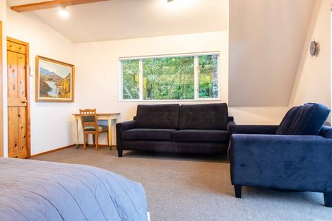 Photo of property in 156 Piha Road, Piha, New Lynn, 0772