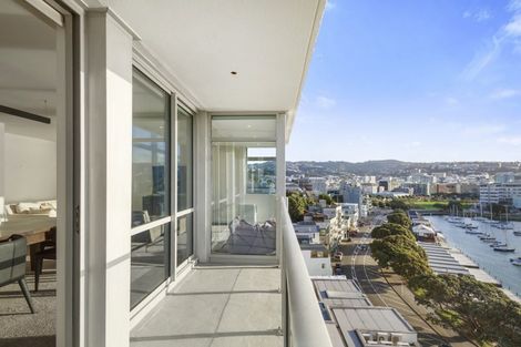 Photo of property in Dorchester Apartments, 144 Oriental Parade, Oriental Bay, Wellington, 6011