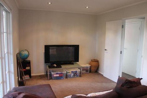 Photo of property in 40a Omahu Road, Greenlane, Auckland, 1051
