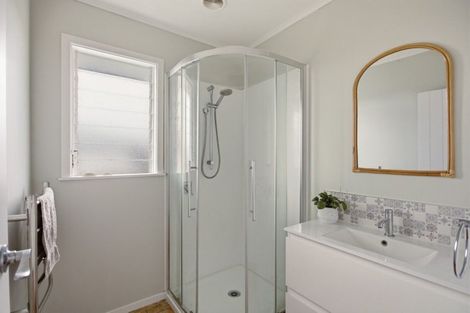 Photo of property in 9 Gordon Street, Te Puke, 3119