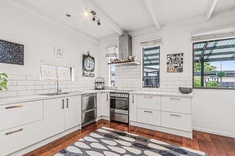 Photo of property in 18 Godwin Crescent, College Estate, Whanganui, 4500