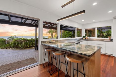 Photo of property in 74 Duncansby Road, Stanmore Bay, Whangaparaoa, 0932