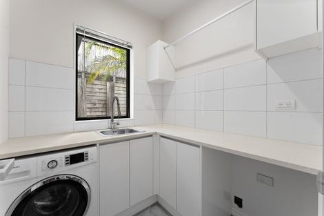 Photo of property in 64 Harrowglen Drive, Northcross, Auckland, 0630