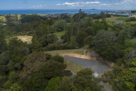 Photo of property in 142 Wade River Road, Wade Heads, Whangaparaoa, 0932