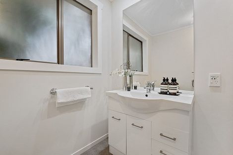 Photo of property in 23 Tripoli Road, Panmure, Auckland, 1072