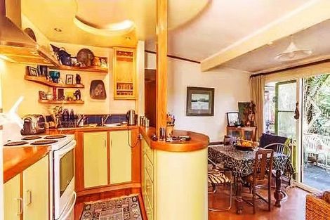 Photo of property in 30 Ocean View Road, Huia, Auckland, 0604