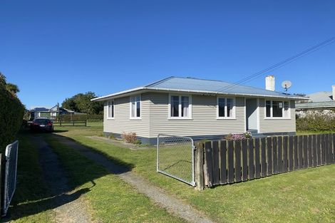 Photo of property in 6 Resolution Street, Tolaga Bay, 4077